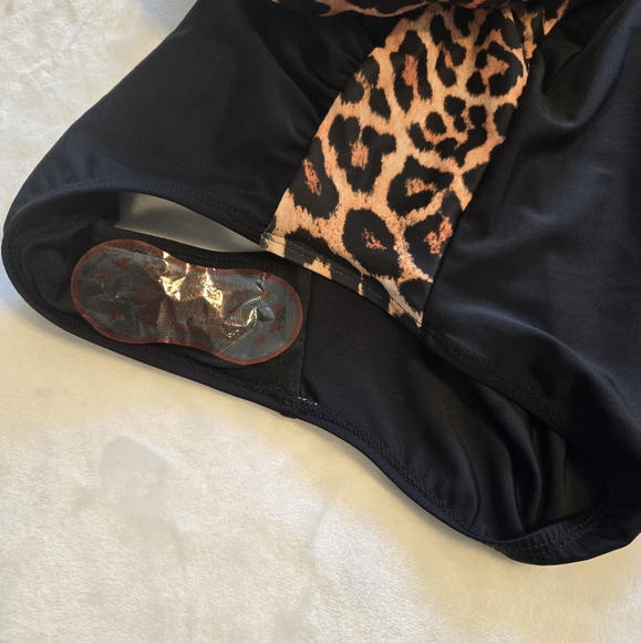 Black Leopard Print One Piece Halter Top Bathing Suit Medium - Picture 8 of 10